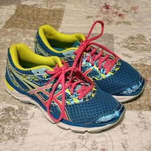 Asics Women's Teal and Pink Athletic Shoes Sz 7